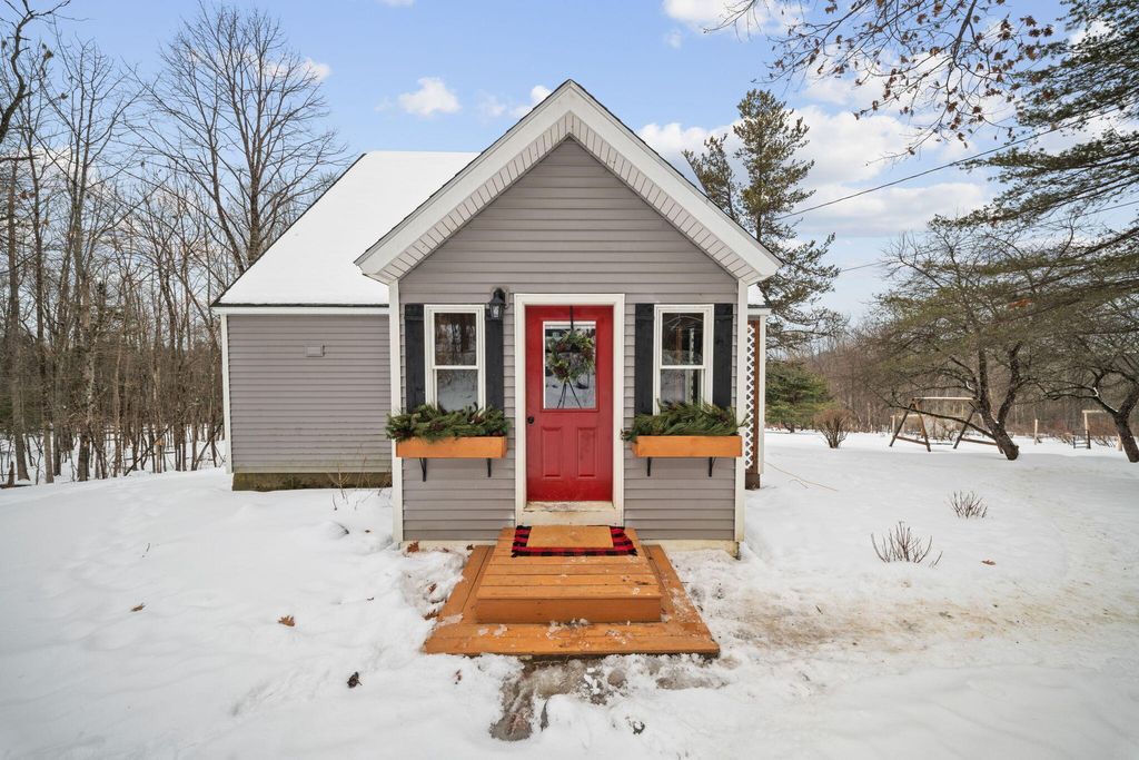 Photo of 406 Pinnacle Road, Canaan, ME 04924 (MLS # 1649146)