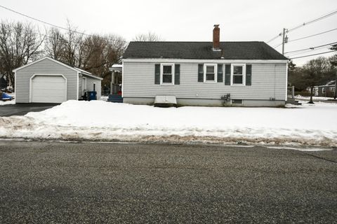 Photo of 1733 Forest Avenue, Portland, ME 04103 (MLS # 1649461)