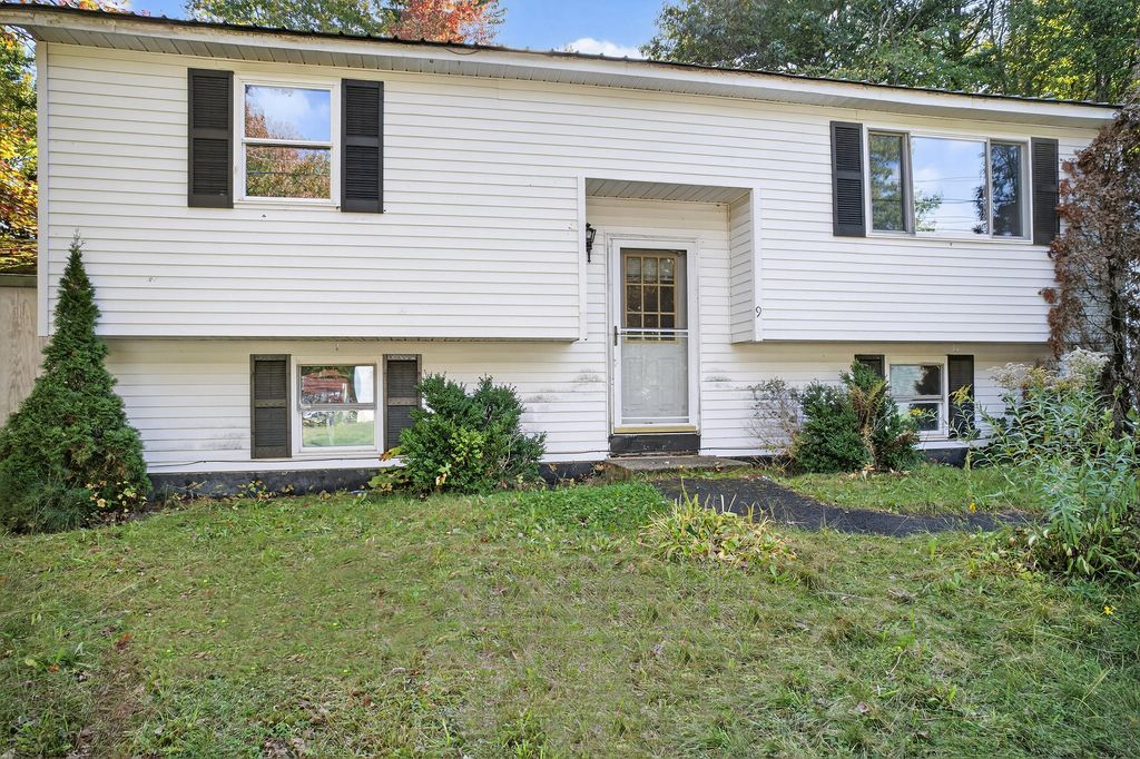 Photo of 9 Irene Street, Lisbon, ME 04250 (MLS # 1638518)