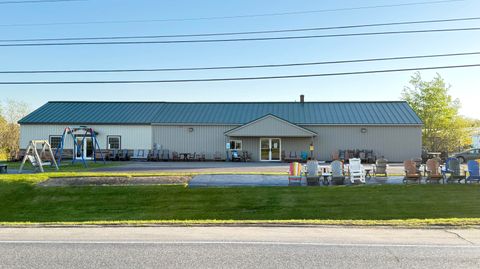 Photo of 353 Skowhegan Road, Fairfield, ME 04927 (MLS # 1649168)