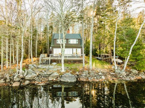 Photo of 84 Annis Lane, Hope, ME 04847 (MLS # 1644439)