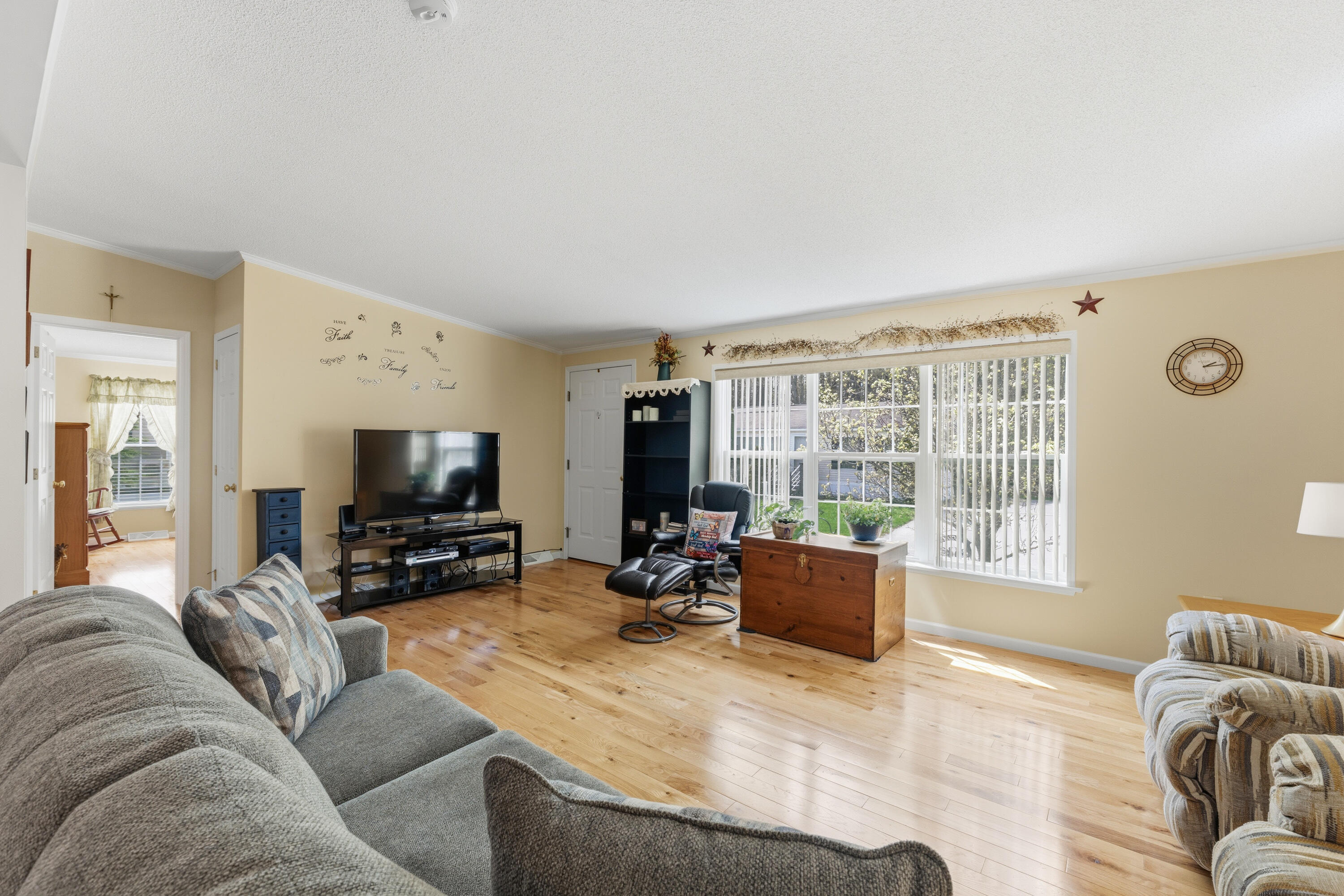 4 Arundel Avenue