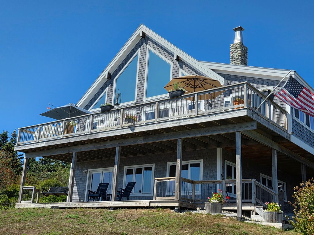 Photo of 28 City Point Road, Vinalhaven, ME 04863 (MLS # 1657206)