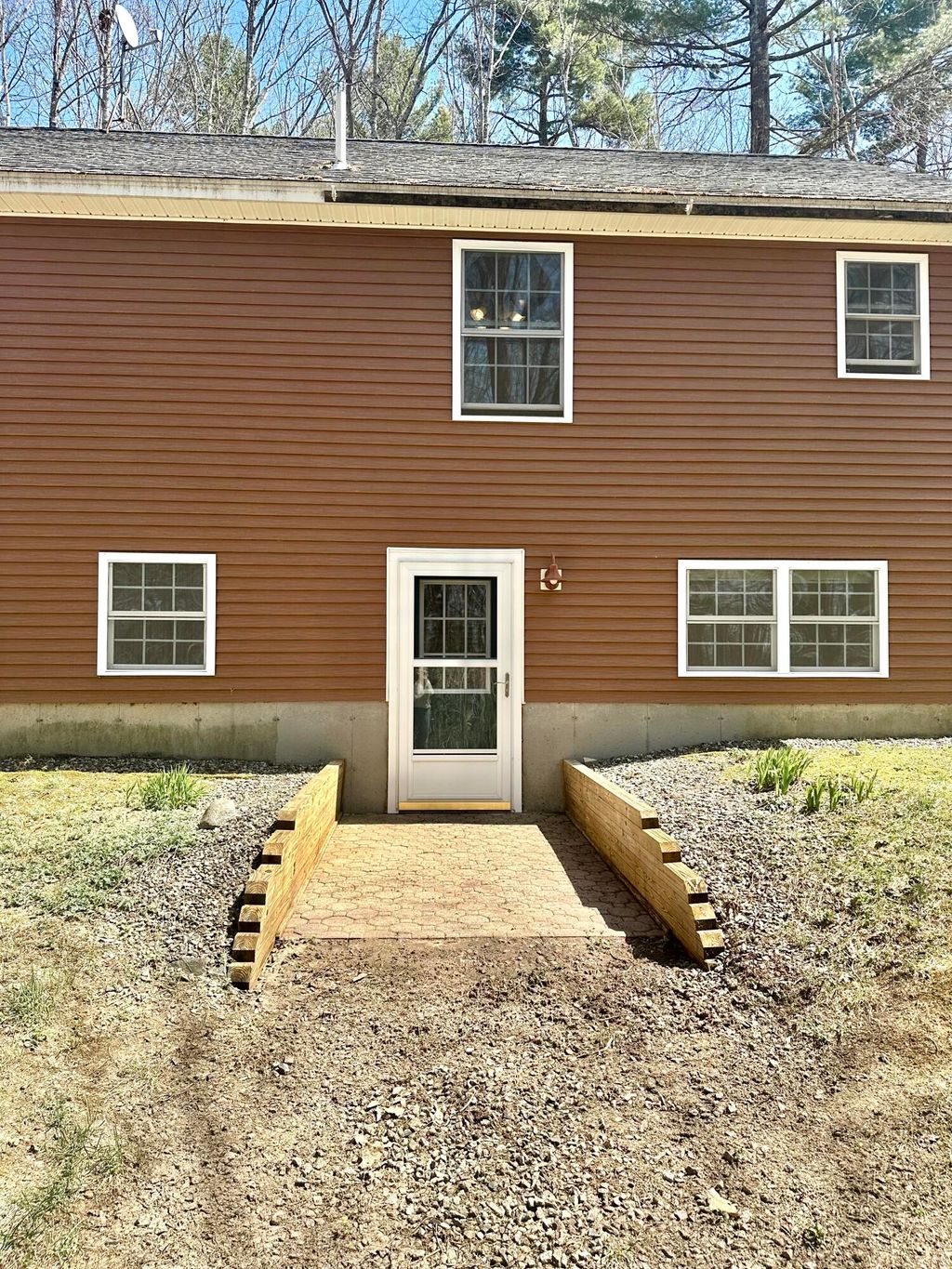 Photo of 6 Eisenhower Court, Naples, ME 04055 (MLS # 1660649)