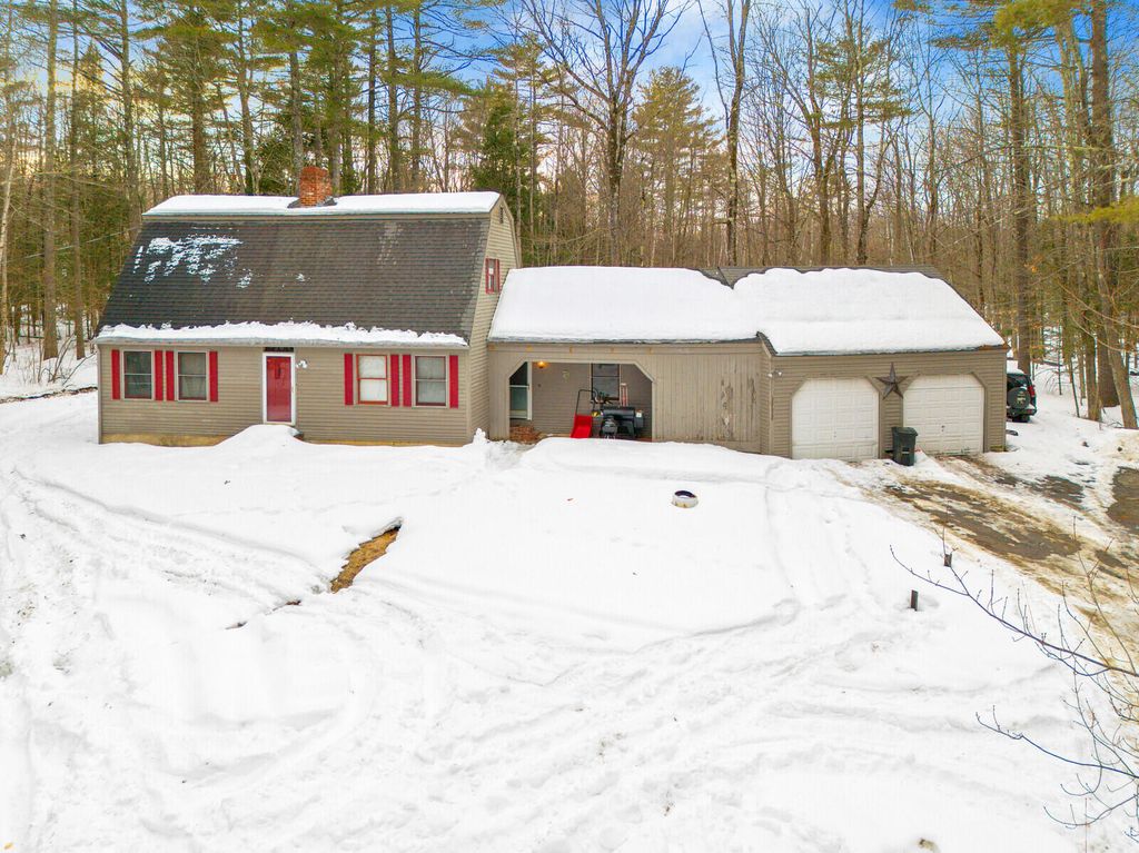 Photo of 105 Nottingham Road, Winthrop, ME 04364 (MLS # 1653364)