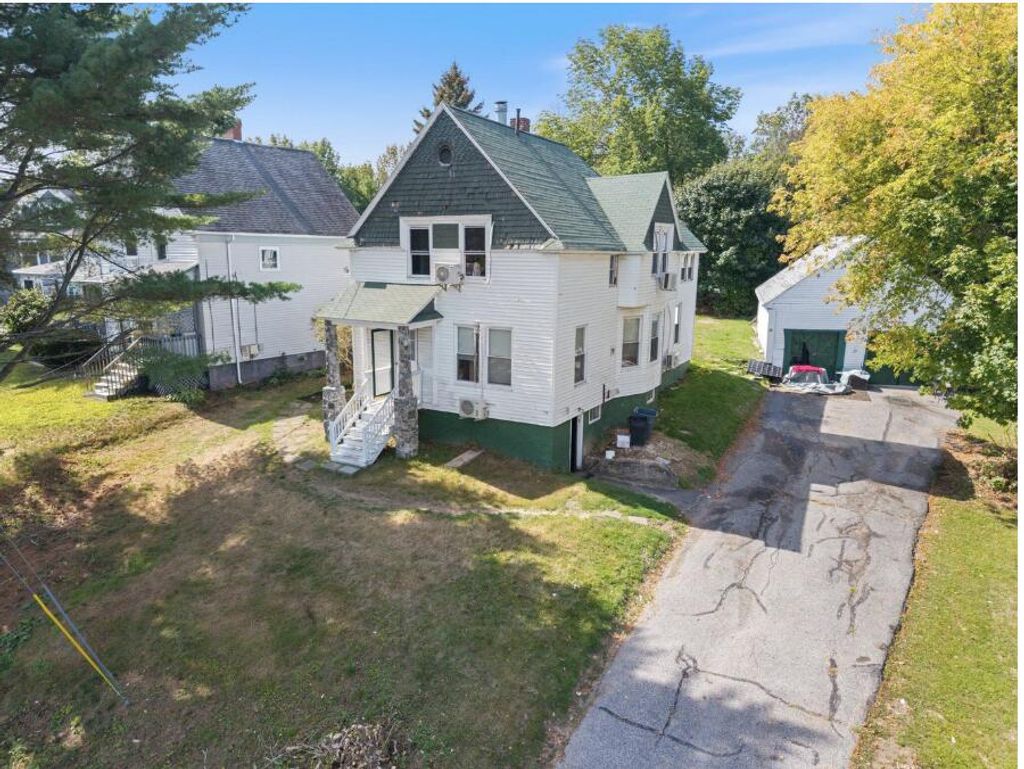 Photo of 154 Madison Street, Auburn, ME 04210 (MLS # 1659767)
