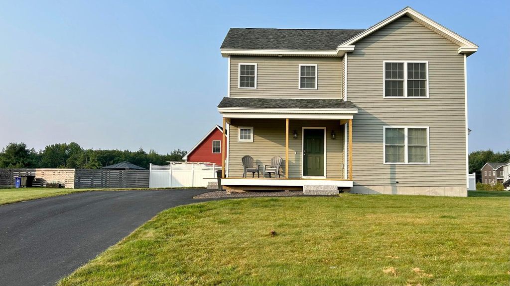 Photo of 26 Stillwater Drive #26, Westbrook, ME 04092 (MLS # 1650268)