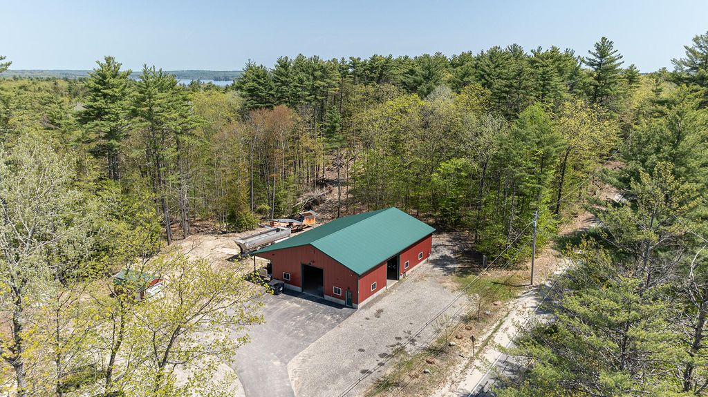 Photo of 392 Cape Road, Raymond, ME 04071 (MLS # 1639760)