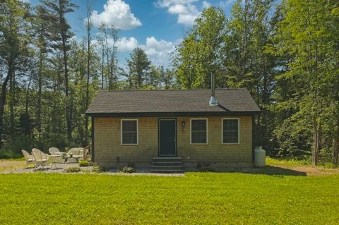 Photo of 4 Boulder Cove Way, Bremen, ME 04551 (MLS # 1654468)