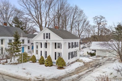 Photo of 140 Pleasant Street, Richmond, ME 04357 (MLS # 1646600)