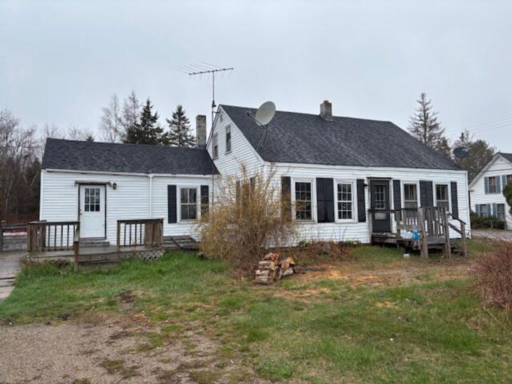 Photo of 1008 W West Bay Road, Gouldsboro, ME 04607 (MLS # 1660551)