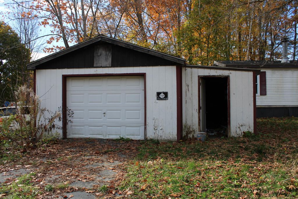 Photo of 33 Brown Road, Hartland, ME 04943 (MLS # 1642200)