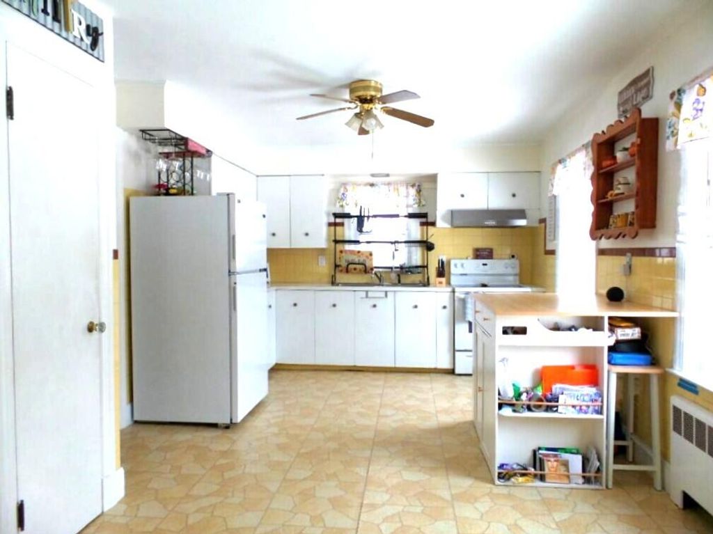 Photo of 4 Hazelwood Avenue, Waterville, ME 04901 (MLS # 1651727)