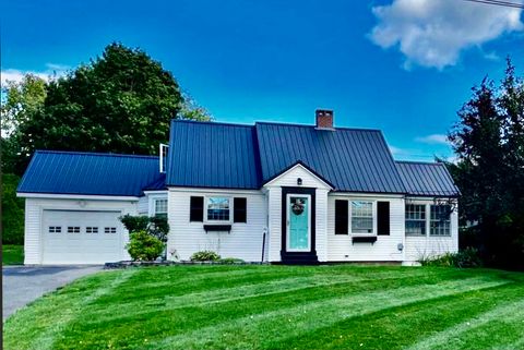 Photo of 73 Hillside Street, Presque Isle, ME 04769 (MLS # 1650866)