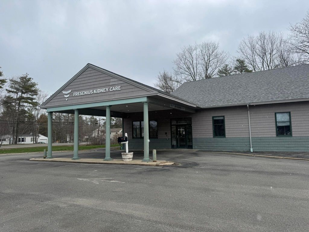 Photo of 4 Edwards Avenue, Damariscotta, ME 04543 (MLS # 1658690)