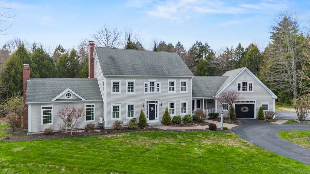 Photo of 23 Porcupine Ridge Way, Cumberland, ME 04021 (MLS # 1661000)
