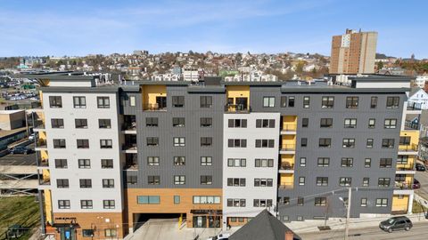 Photo of 75 Chestnut Street #307, Portland, ME 04102 (MLS # 1657140)