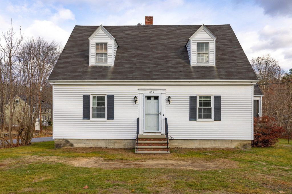 Photo of 850 Main Street, Eliot, ME 03903 (MLS # 1644657)