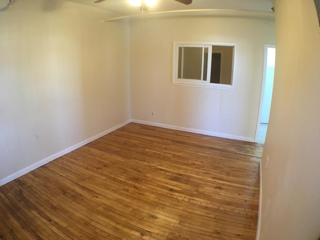 569 Hammond Street