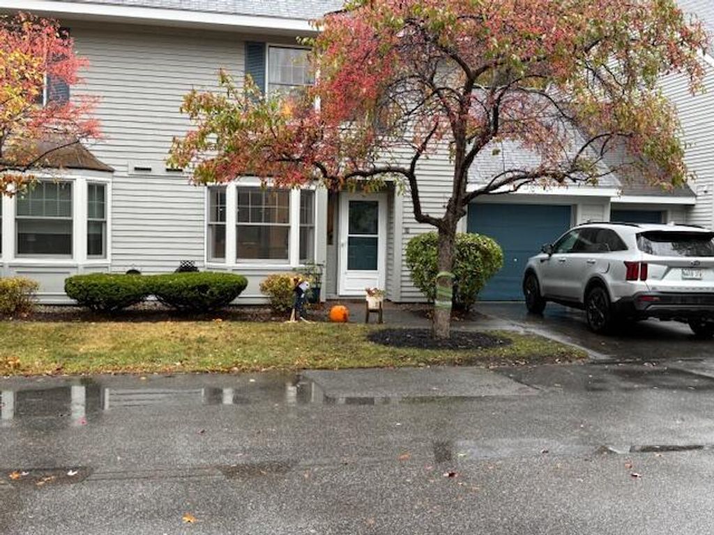Photo of 10 Cresfield Terrace #4304, Portland, ME 04103 (MLS # 1639073)