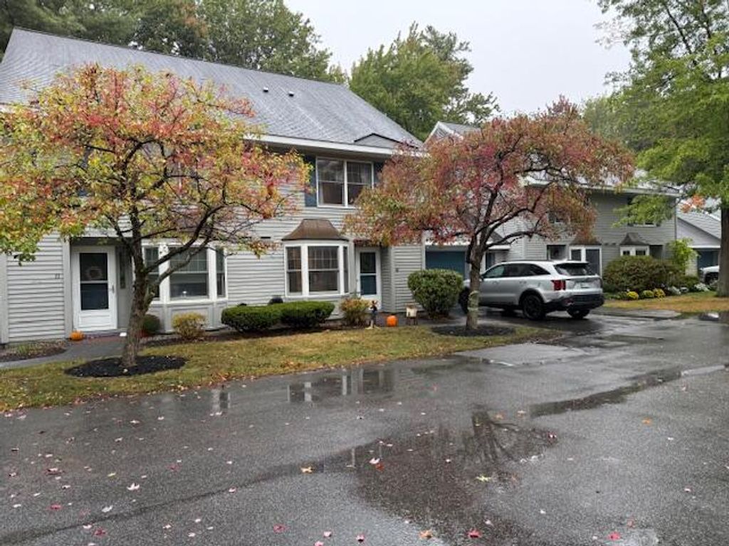Photo of 10 Cresfield Terrace #4304, Portland, ME 04103 (MLS # 1639073)
