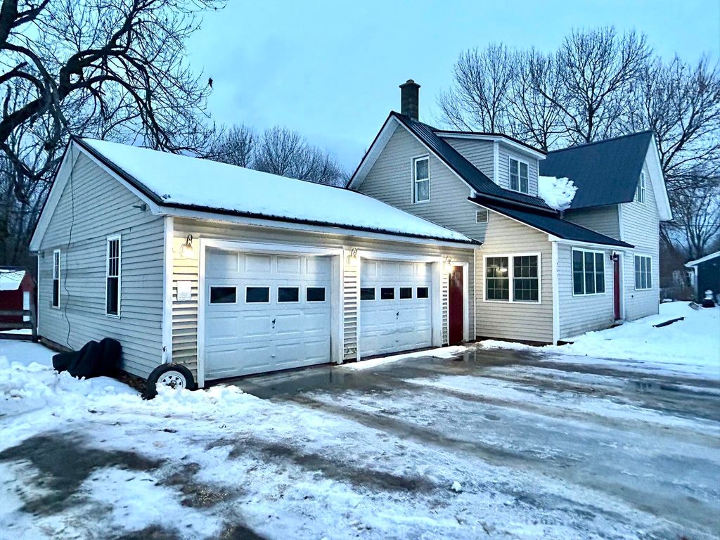 Photo of 205 Elm Street, Newport, ME 04953 (MLS # 1649086)