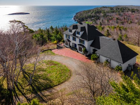 Photo of 18 Greenway Court, Bar Harbor, ME 04609 (MLS # 1662521)