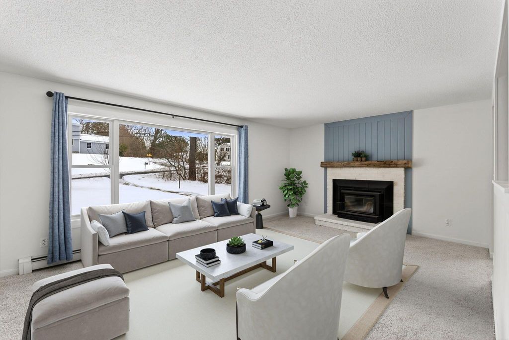 Photo of 24 Mast Lane, Yarmouth, ME 04096 (MLS # 1649311)