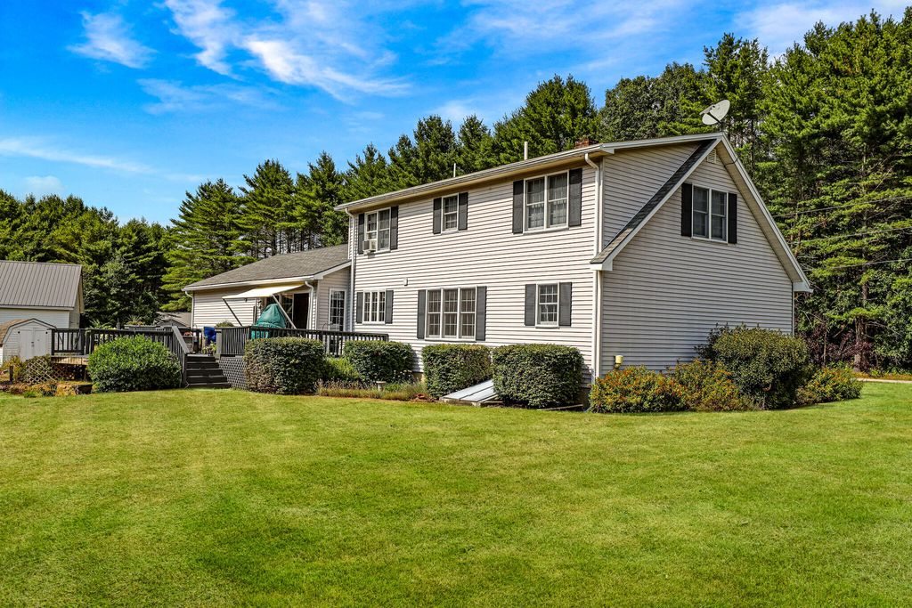 Photo of 6 Victory Lane, Dixfield, ME 04224 (MLS # 1634624)