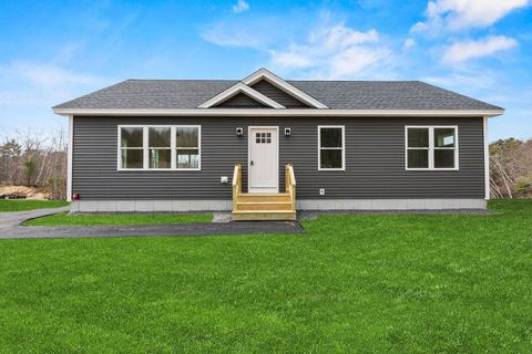 Photo of 18 Hillside Drive, Raymond, ME 04071 (MLS # 1640619)
