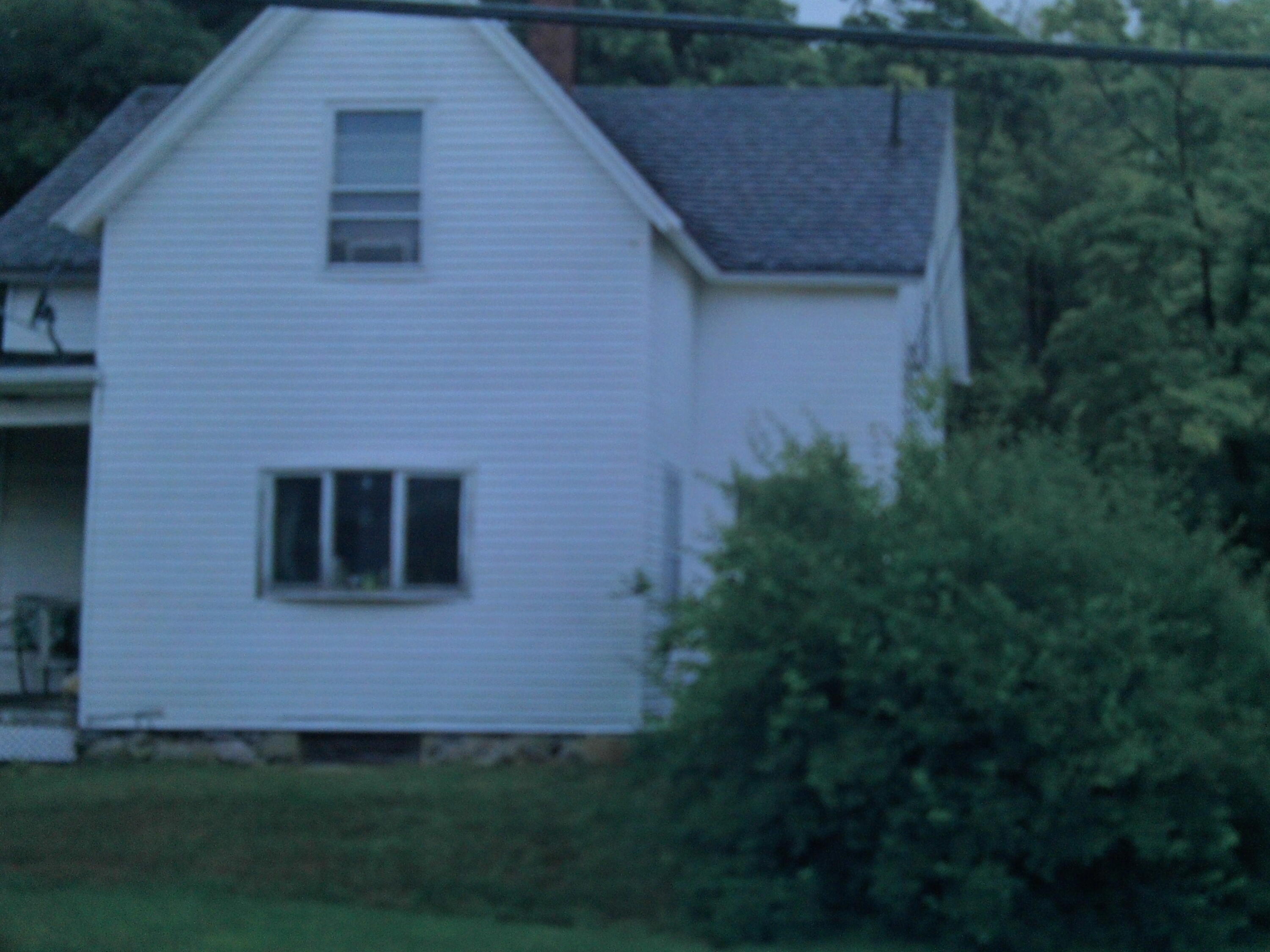 1025 Commercial Street