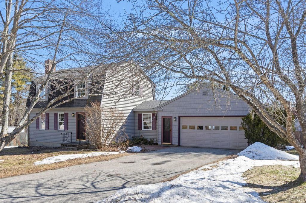 Photo of 93 Caron Street, Portland, ME 04103 (MLS # 1653853)