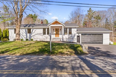Photo of 505 Mitchell Road, Cape Elizabeth, ME 04107 (MLS # 1660263)