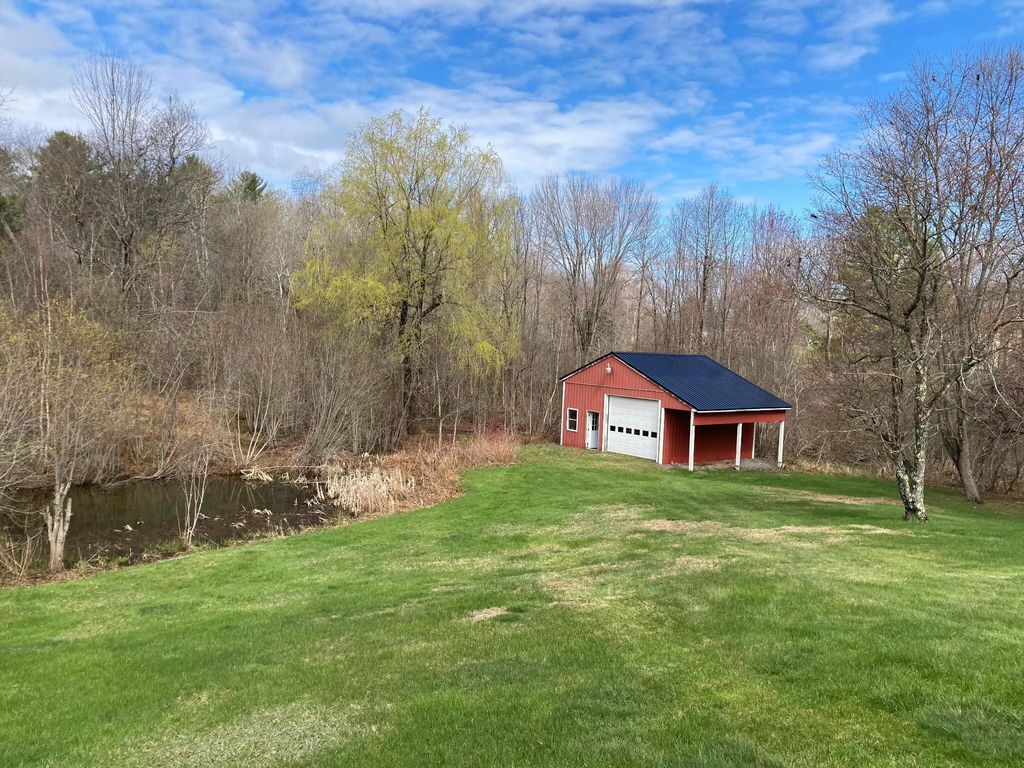 Photo of 431 Newburgh Road, Hermon, ME 04401 (MLS # 1660638)
