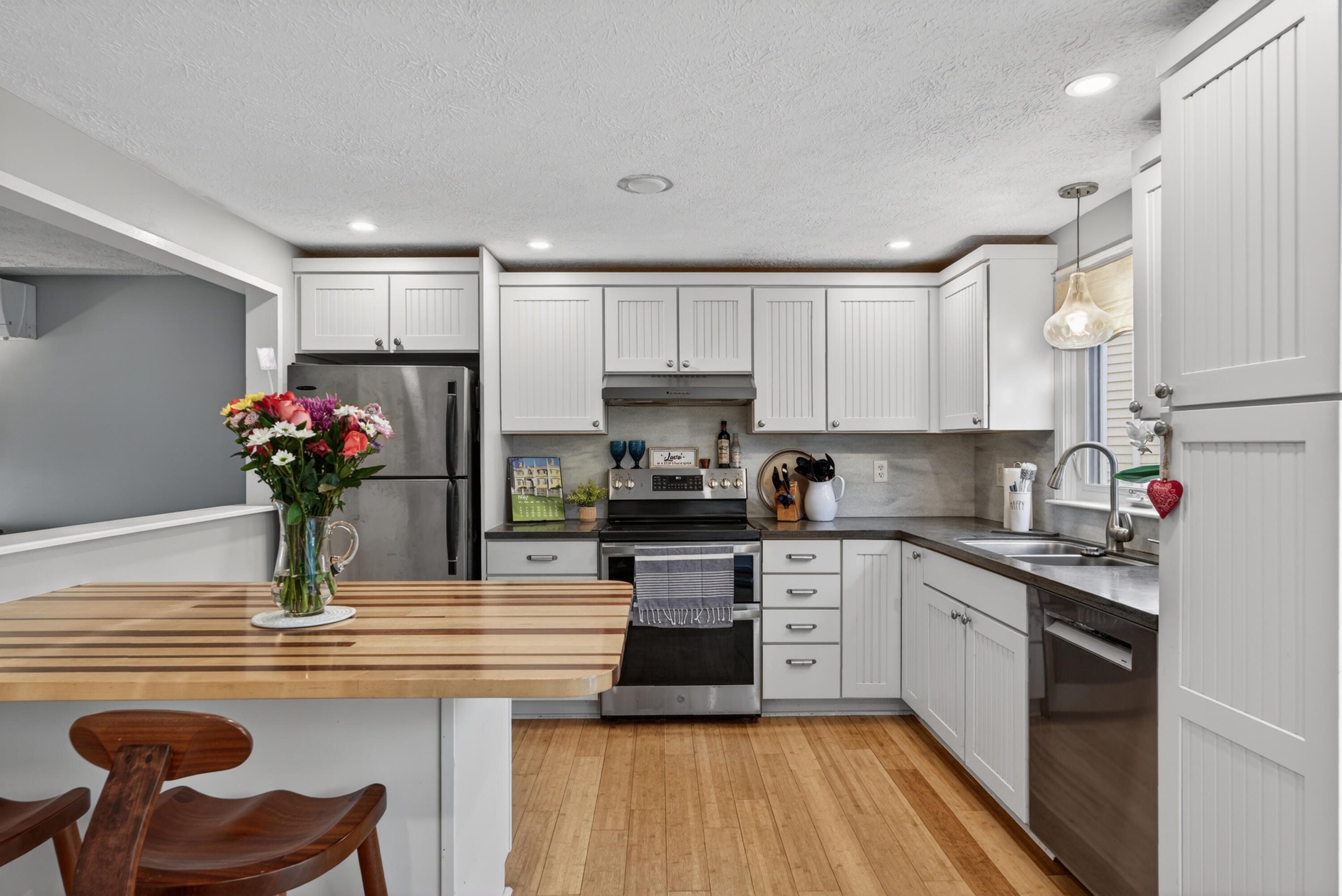 12 Powder Mill Drive 12