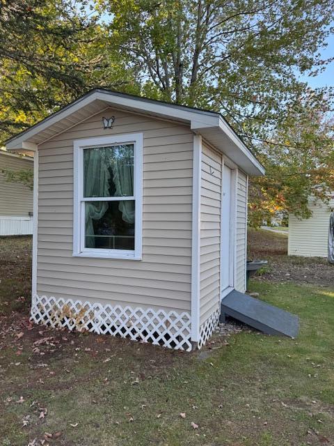 5 Locust Drive