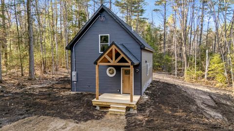 Photo of 2 Fernalds Hill Way, Stow, ME 04037 (MLS # 1658536)