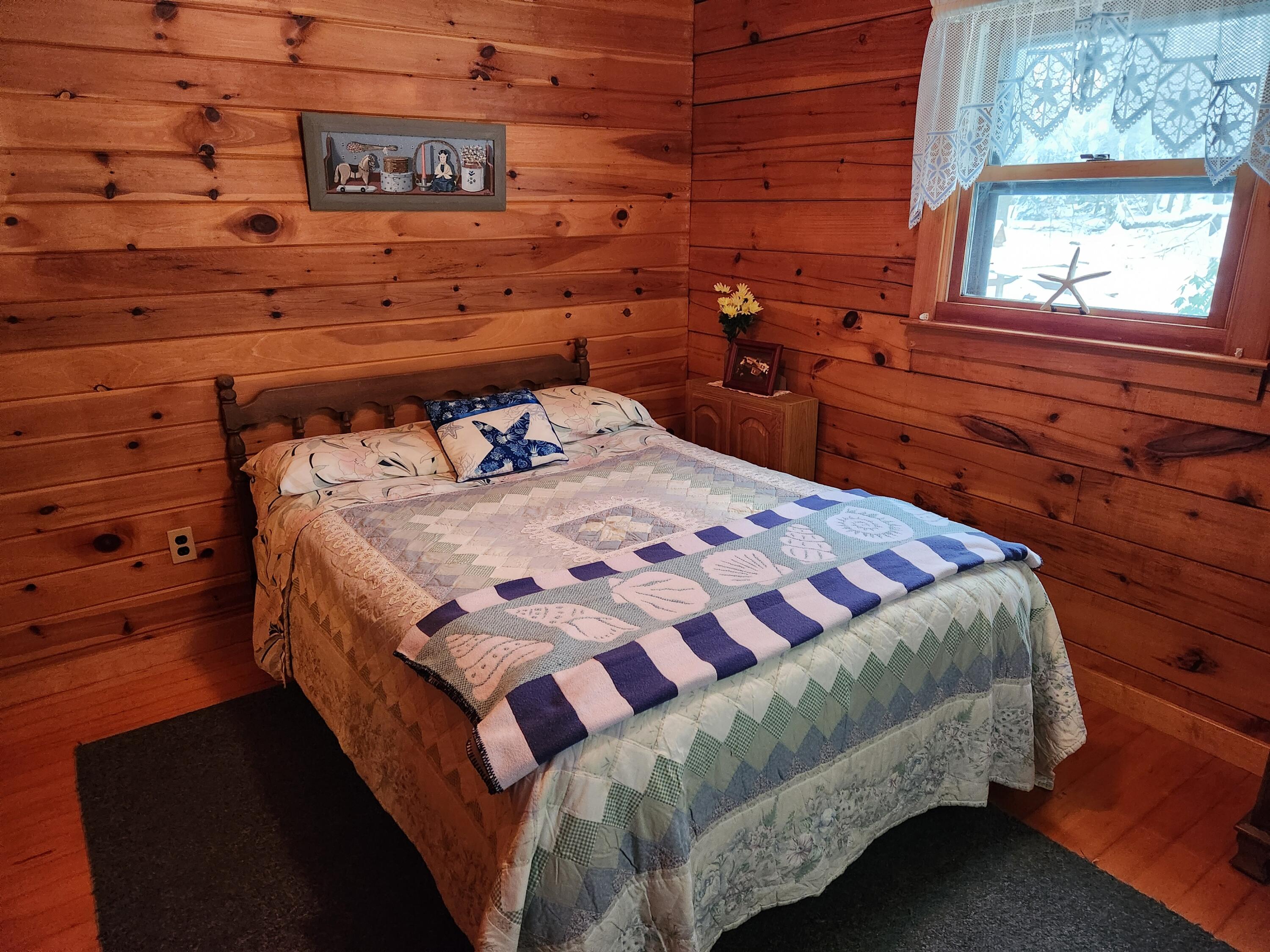 Newburgh, Maine 04444, United States, 3 Bedrooms Bedrooms, ,1 BathroomBathrooms,Residential,Pending,26167