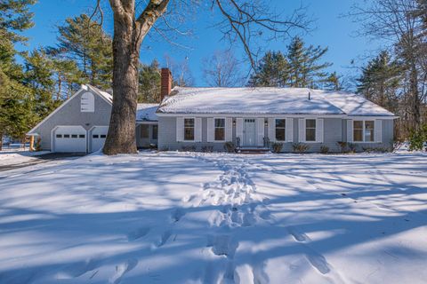 Photo of 4 Sylvan Road, Scarborough, ME 04074 (MLS # 1651610)