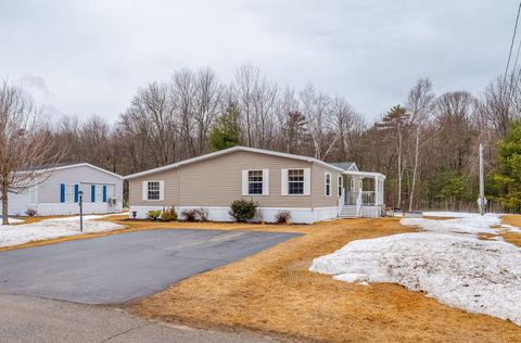 Photo of 3 Windsor Drive, Alfred, ME 04002 (MLS # 1654097)