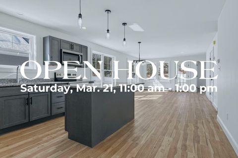 Photo of 13 Feldspar Lane #7, Cumberland, ME 04021 (MLS # 1653550)