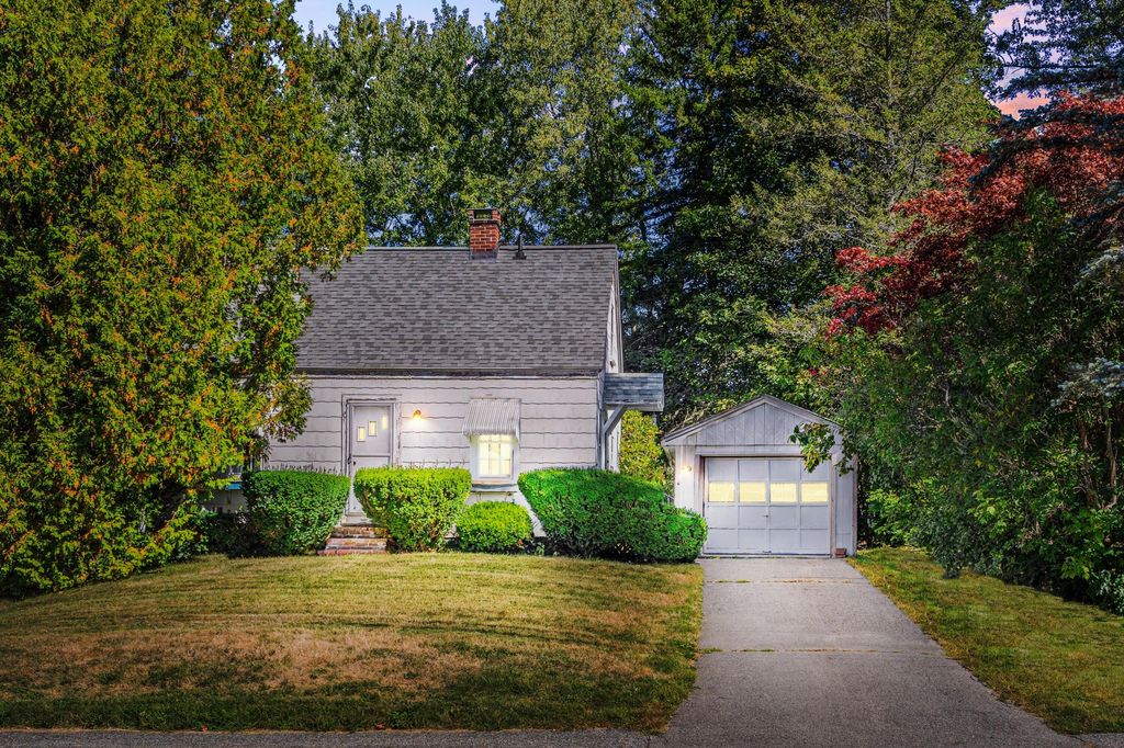 Photo of 191 Cony Street, Augusta, ME 04330 (MLS # 1638866)