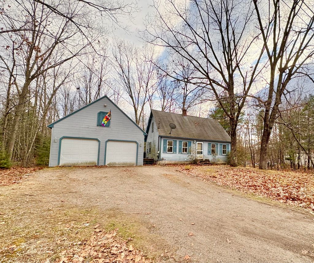 Photo of 25 Brunell Avenue, Sanford, ME 04073 (MLS # 1643376)