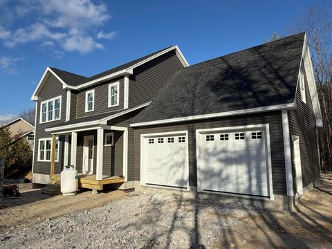 Photo of 13 Eastfield Drive, Gray, ME 04039 (MLS # 1657733)