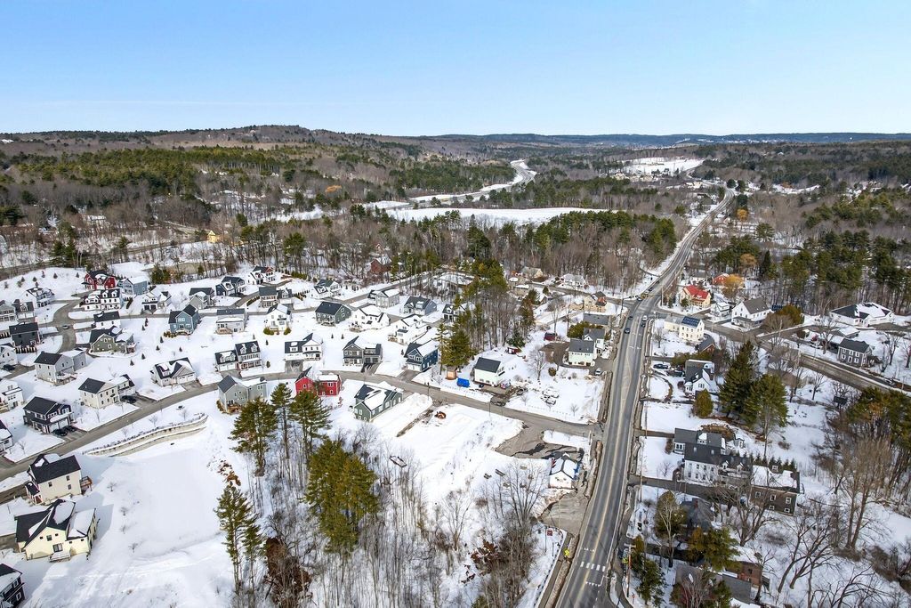 Photo of 6-8 Bluebird Trail, Falmouth, ME 04105 (MLS # 1652086)