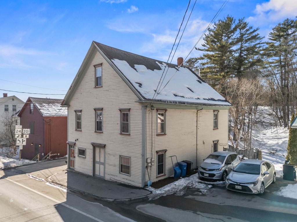Photo of 38 Main Street, Topsham, ME 04086 (MLS # 1652814)