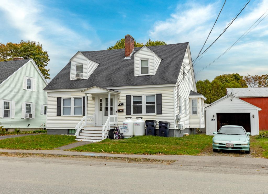 Photo of 25 13th Street, Bangor, ME 04401 (MLS # 1641414)