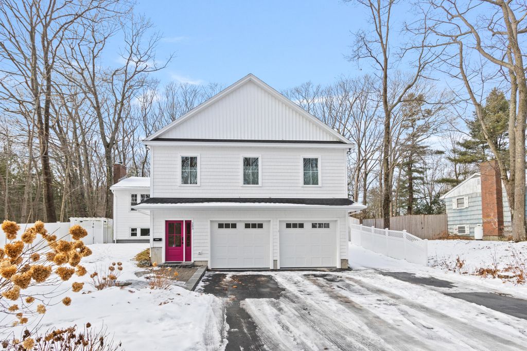 Photo of 283 Spurwink Avenue, Cape Elizabeth, ME 04107 (MLS # 1649104)