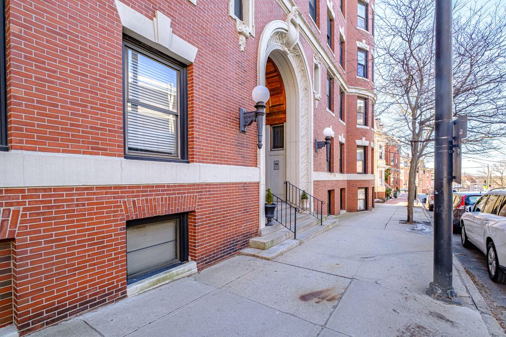Photo of 180 High Street #36, Portland, ME 04101 (MLS # 1661857)