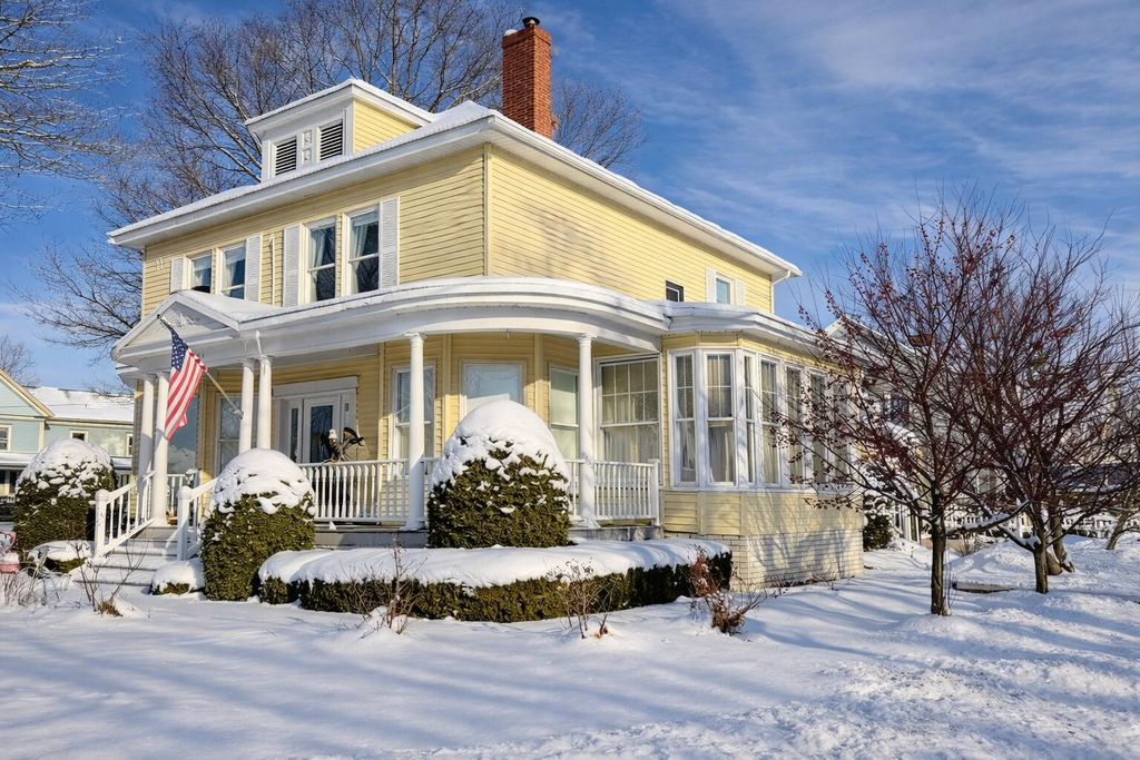 Photo of 814 Main Street, Sanford, ME 04073 (MLS # 1650470)